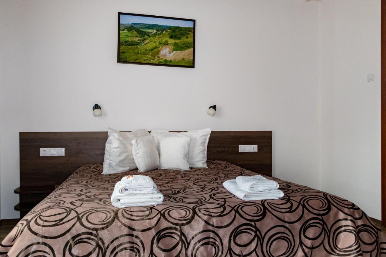 Casa Tofi Vendeghaz Aparthotel เปรอิด ภายนอก รูปภาพ