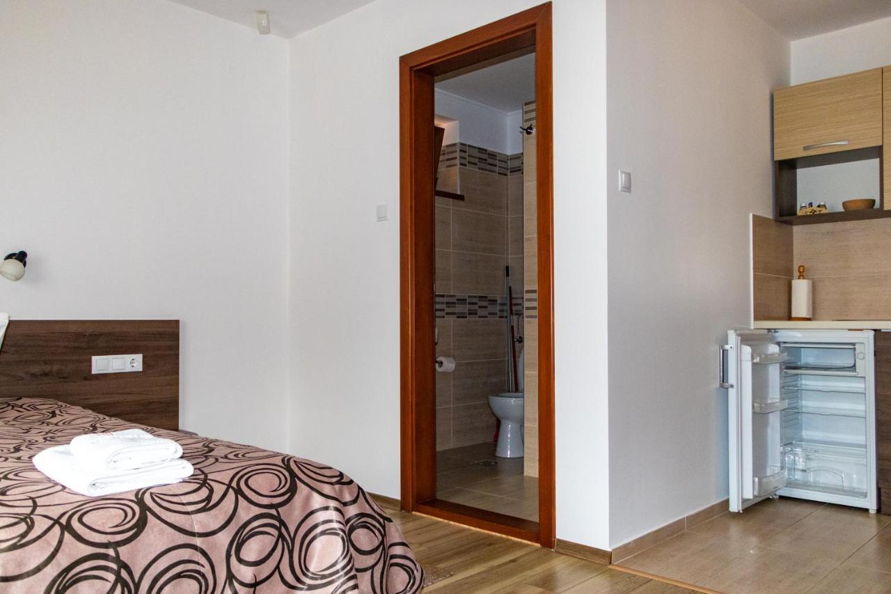 Casa Tofi Vendeghaz Aparthotel เปรอิด ภายนอก รูปภาพ