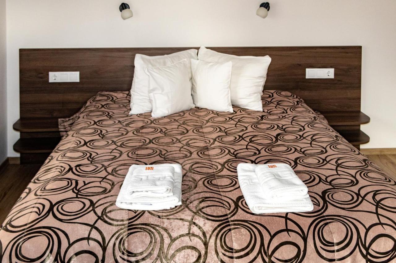 Casa Tofi Vendeghaz Aparthotel เปรอิด ภายนอก รูปภาพ