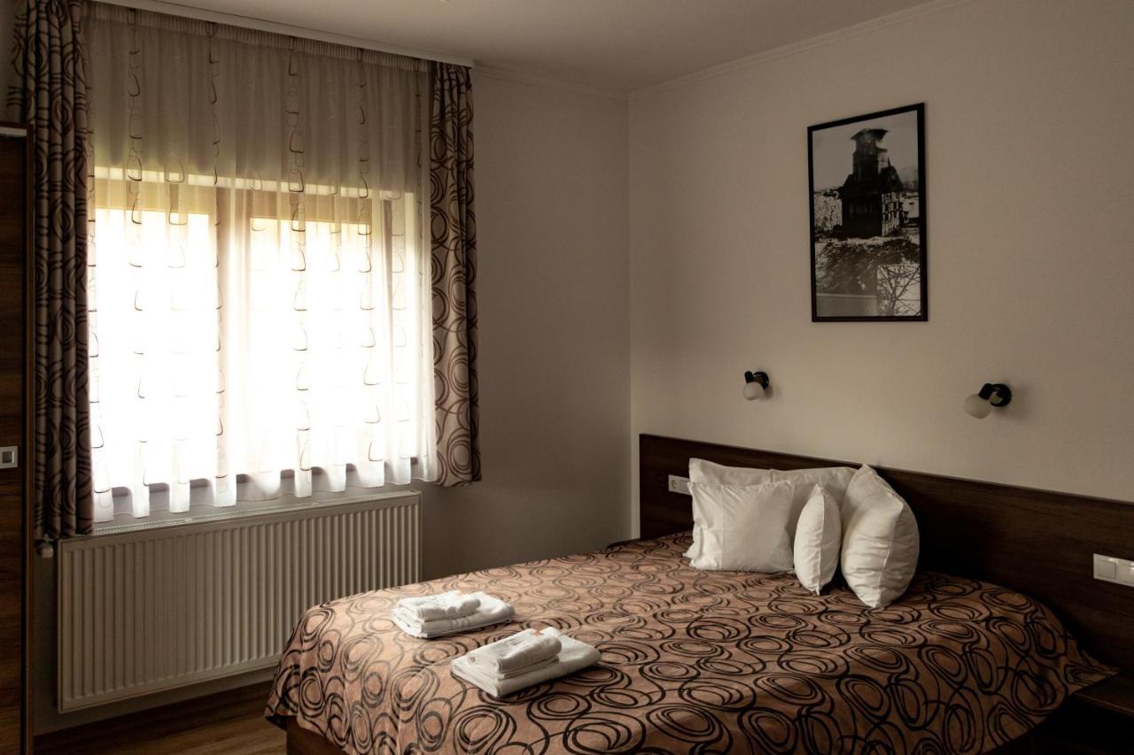 Casa Tofi Vendeghaz Aparthotel เปรอิด ภายนอก รูปภาพ