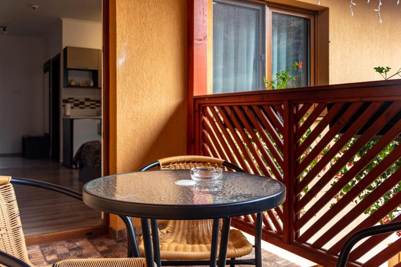 Casa Tofi Vendeghaz Aparthotel เปรอิด ภายนอก รูปภาพ